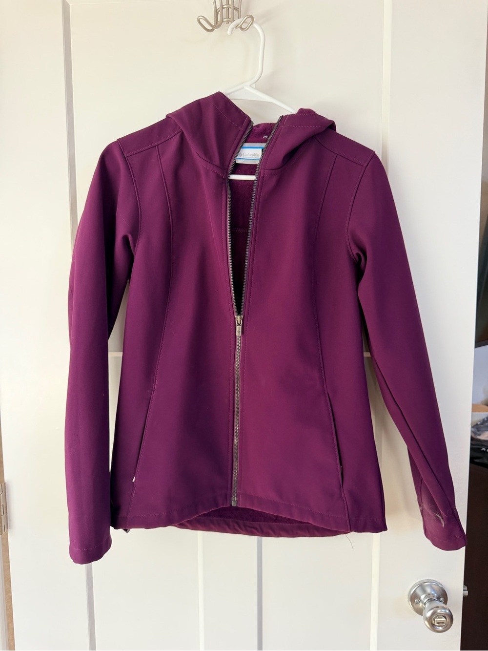 NWT Women’s Columbia Soft shell Plum Hooded Zip Jacket Sz XS